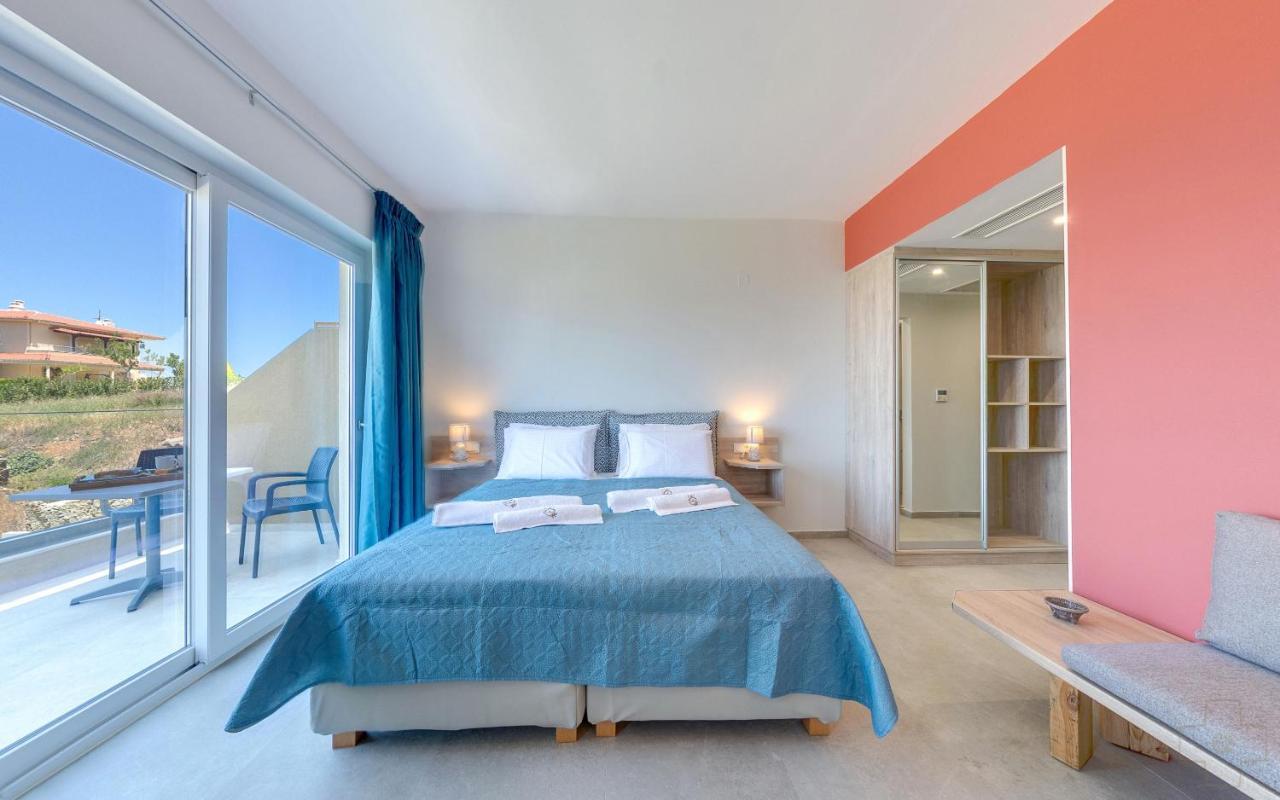 Spiros-Soula Thematic Suites Agia Pelagia  Ngoại thất bức ảnh